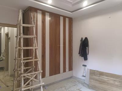 Bedroom Image of 1130 Sq.ft 3 BHK Builder Floor for sale in Pitampura New Delhi for Rs. 16500000
