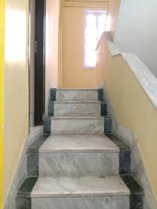 Staircase Image of 1200 Sq.ft 4 BHK Independent House for rent in Gupta House, South Dum Dum Kolkata for Rs. 100000