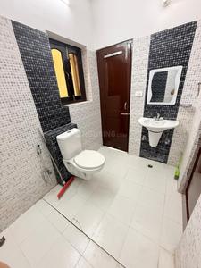 Bathroom Image of 1900 Sq.ft 3 BHK Apartment / Flat for rent in The Green Living, Rajpur Road Dehradun for Rs. 30000