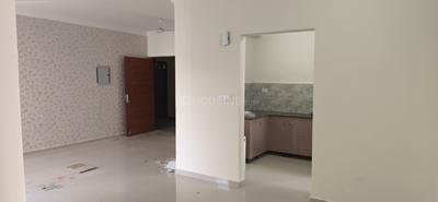 Living Room Image of 1200 Sq.ft 2 BHK Apartment / Flat for rent in Assotech The Nest, Crossings Republik Ghaziabad for Rs. 18500