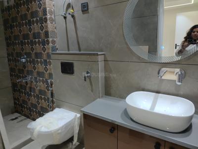 Image of 1350 Sq.ft 3 BHK Builder Floor for sale in DDA Flat Janakpuri, Janakpuri, New Delhi for Rs. 25000000