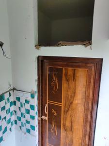 Bathroom Image of 350 Sq.ft 1 BHK Apartment / Flat for sale in Keshtopur Kolkata for Rs. 1100000