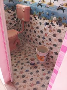 Bathroom Image of 700 Sq.ft 2 BHK Independent House for rent in Mathigiri Hosur for Rs. 10000