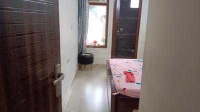 Bedroom Image of 770 Sq.ft 2 BHK Builder Floor for rent in Sector 24 Rohini New Delhi for Rs. 16000