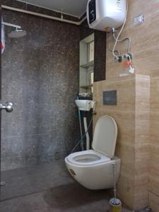 Common Bathroom Image of 849 Sq.ft 2 BHK Apartment / Flat for sale in Jaypee Aman, Sector 151 Noida for Rs. 6500000