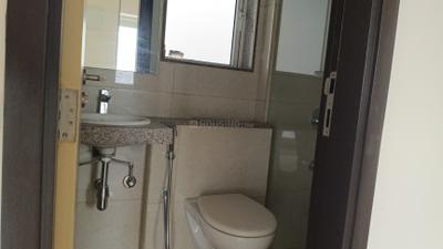 Bathroom Image of 512 Sq.ft 1 BHK Apartment / Flat for sale in Powai Mumbai for Rs. 13500000