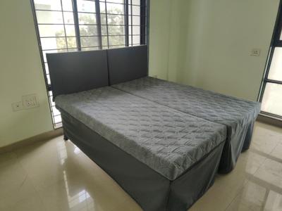 Bedroom Image of 925 Sq.ft 2 BHK Apartment / Flat for rent in Magarpatta City Iris, Magarpatta City Pune for Rs. 38000