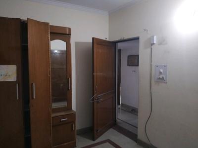 Bedroom Image of 1100 Sq.ft 2 BHK Apartment / Flat for rent in Cooperative Archana Apartment by Cooperative Group Housing Society (CGHS), Paschim Vihar New Delhi for Rs. 30000