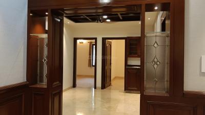 Living Room Image of 2300 Sq.ft 4 BHK Apartment / Flat for sale in DDA Sector B Pocket 9, Vasant Kunj New Delhi for Rs. 50000000