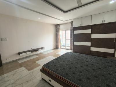 Bedroom Image of 3400 Sq.ft 4 BHK Apartment / Flat for rent in Banjara Springs, Banjara Hills Hyderabad for Rs. 105000