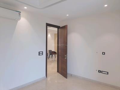 Bedroom Image of 2700 Sq.ft 4 BHK Builder Floor for sale in DLF Phase 2, Shahpur Gurgaon for Rs. 54000000
