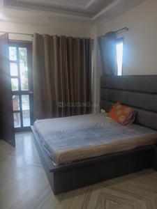 Bedroom Image of 2000 Sq.ft 3 BHK Builder Floor for rent in Sector 26 Noida for Rs. 60000