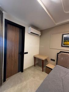 Bedroom Image of 600 Sq.ft 1 RK Builder Floor for rent in DLF Independent Floors, DLF Phase 3 Gurgaon for Rs. 22000