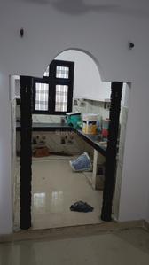 Kitchen Image of 700 Sq.ft 2 BHK Apartment / Flat for rent in Rajajipuram Lucknow for Rs. 6500