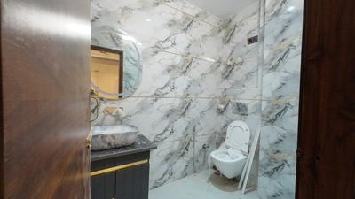 Bathroom Image of 1550 Sq.ft 4 BHK Builder Floor for sale in Sector 14 Dwarka New Delhi for Rs. 14500000