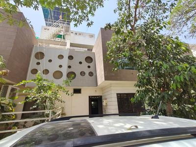 4 BHK Villa