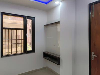 Bedroom Image of 800 Sq.ft 3 BHK Builder Floor for sale in Sector 5 Rohini New Delhi for Rs. 8500000
