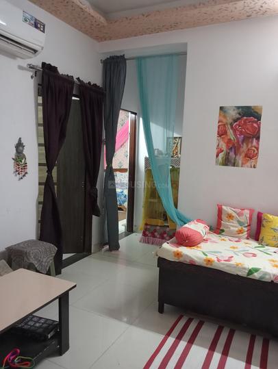 Independence builder floor Main Image 1