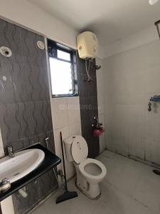 Bathroom Image of 1050 Sq.ft 2 BHK Apartment / Flat for sale in Oxford Olympia, Wakad Pune for Rs. 8500000