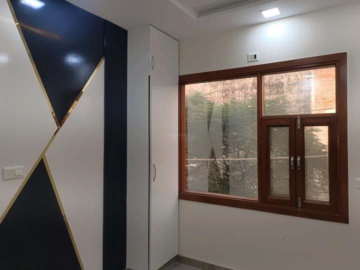 Sector 24 Rohini Main Image 1