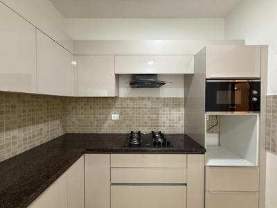 Kitchen Image of 1259 Sq.ft 2 BHK Apartment / Flat for rent in Godrej Woods, Sector 43 Noida for Rs. 58000