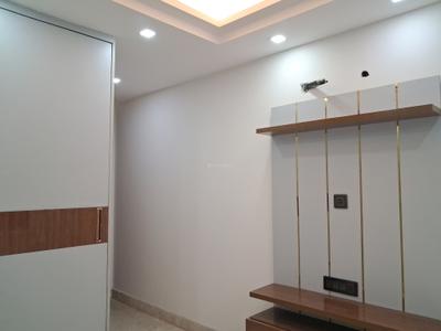 Bedroom Image of 1350 Sq.ft 3 BHK Builder Floor for sale in Paschim Vihar New Delhi for Rs. 26000000