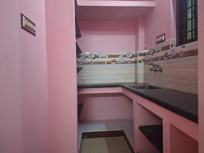 Kitchen Image of 630 Sq.ft 2 BHK Builder Floor for rent in Ramapuram Chennai for Rs. 18000