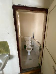 Bathroom Image of 850 Sq.ft 2 BHK Apartment / Flat for rent in Manik Baug Society, Anand Nagar, Sinhagad Road Pune for Rs. 18000