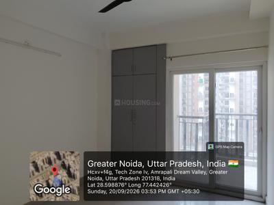 Bedroom Image of 1100 Sq.ft 2.5 BHK Apartment / Flat for sale in Amrapali Verona Heights, Noida Extension Greater Noida for Rs. 8045000