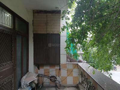Balcony Image of 1800 Sq.ft 3 BHK Builder Floor for sale in Rajouri Garden New Delhi for Rs. 25000000