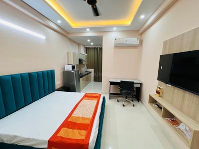 Bedroom Image of 750 Sq.ft 1 RK Independent House for rent in Tulip Monsella, Sector 53 Gurgaon for Rs. 24000