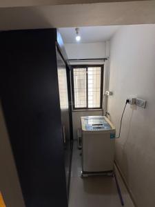Kitchen Image of 1000 Sq.ft 2 BHK Apartment / Flat for rent in Kalpataru Serenity, Hadapsar Pune for Rs. 15000