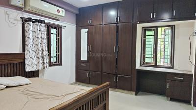 Bedroom Image of 1250 Sq.ft 2 BHK Apartment / Flat for rent in Kondapur Hyderabad for Rs. 43000