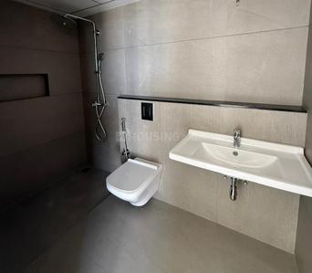 Image of 2600 Sq.ft 3 BHK Apartment / Flat for sale in Noel Cloudwalk, Maradu, Kochi for Rs. 28000000