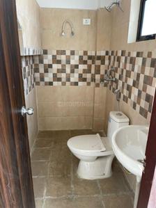 Bathroom Image of 1600 Sq.ft 3 BHK Villa for sale in Renowned Lotus Srishti, Crossings Republik Ghaziabad for Rs. 14500000
