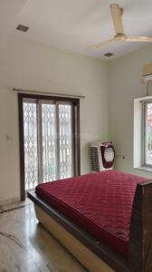 Bedroom Image of 6000 Sq.ft 6 BHK Independent House for rent in Salt Lake City Kolkata for Rs. 170000