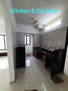 Kitchen Image of 960 Sq.ft 2 BHK Apartment / Flat for sale in Siddharth Enclave, Lower Parel Mumbai for Rs. 25000000