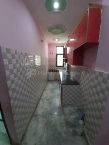 Kitchen Image of 650 Sq.ft 2 BHK Builder Floor for rent in Uttam Nagar New Delhi for Rs. 10500