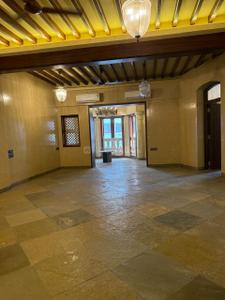 Image of 2300 Sq.ft 3 BHK Apartment / Flat for rent in Colaba, Mumbai for Rs. 500000