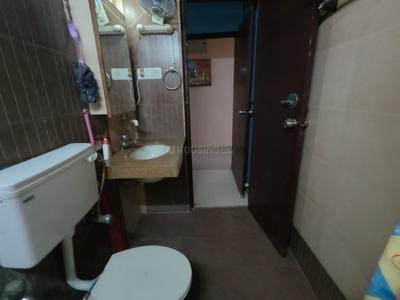Bathroom Image of 2025 Sq.ft 3 BHK Apartment / Flat for sale in Trilokesh Gulmohar Heights, Prahlad Nagar Ahmedabad for Rs. 20000000
