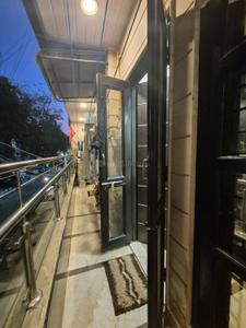 Balcony Image of 1200 Sq.ft 3 BHK Builder Floor for sale in Ramesh Nagar New Delhi for Rs. 17500000
