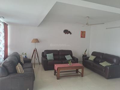 Living Room Image of 2000 Sq.ft 3 BHK Apartment / Flat for sale in Ernakulam North Kochi for Rs. 15500000
