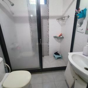 Bathroom Image of 2115 Sq.ft 2 BHK Independent House for rent in Bapunagar Ahmedabad for Rs. 22000