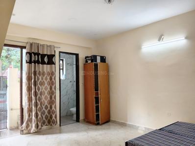 Bedroom Image of 700 Sq.ft 1 BHK Builder Floor for rent in Sector 30 Gurgaon for Rs. 25000