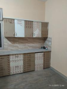 Kitchen Image of 1250 Sq.ft 2 BHK Builder Floor for rent in Gomti Nagar Lucknow for Rs. 15000
