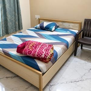 Bedroom Image of 200 Sq.ft 1 RK Independent House for rent in Hansol Ahmedabad for Rs. 4500
