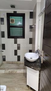 Image of 1900 Sq.ft 3 BHK Builder Floor for rent in Kirti Nagar, New Delhi for Rs. 70000