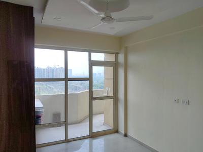 Bedroom Image of 900 Sq.ft 2 BHK Apartment / Flat for rent in Pyramid Urban 67A, Sector 67 Gurgaon for Rs. 26000