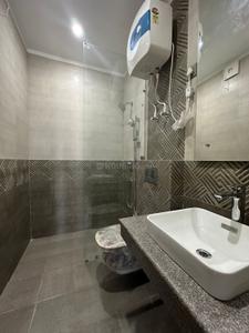 Bathroom Image of 2400 Sq.ft 4 BHK Villa for sale in Indus Palm Drive, Ghukna Ghaziabad for Rs. 31000000