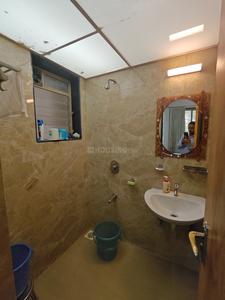 Bathroom Image of 950 Sq.ft 2 BHK Apartment / Flat for sale in Matunga East Mumbai for Rs. 38500000